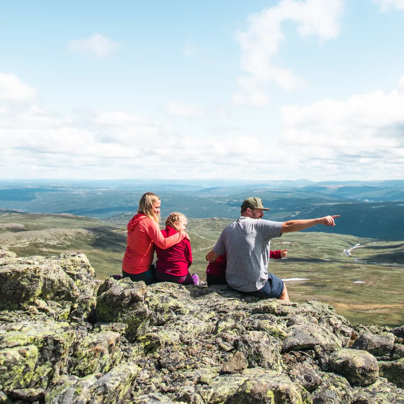 Geilo byr på noen av Norges flotteste fjellturer. Ta med hele familien og skap minner sammen.